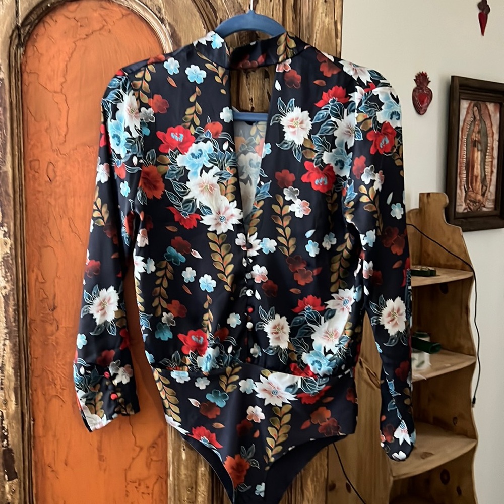 ZARA floral deep plunge bodysuit - Picture 2 of 10